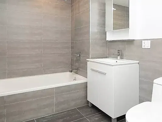 Rented by RELI.NOW CORP | media 2