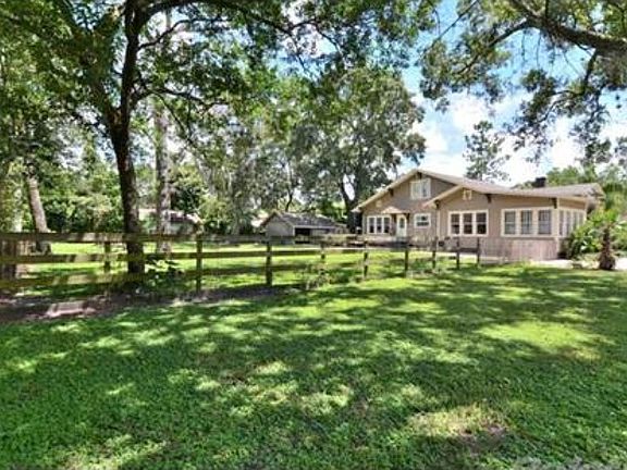 2nd image of 6017 N Orange Blossom Ave