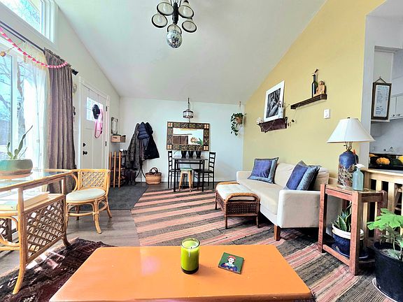 3rd image of 2653 W 2nd Ave Unit A