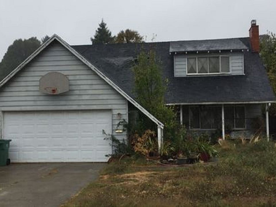 1st image of 2923 Sheldon Dr