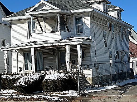 2nd image of 21 E Pulteney St