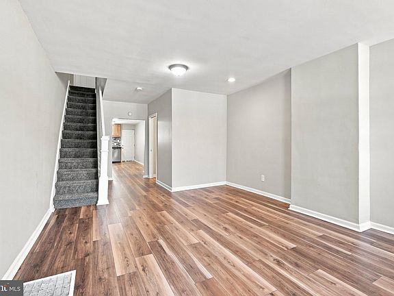 2nd image of 2655 Cedar St