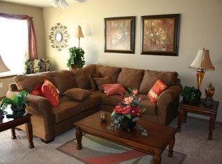 109 E Laura St, Rogers, AR 72758