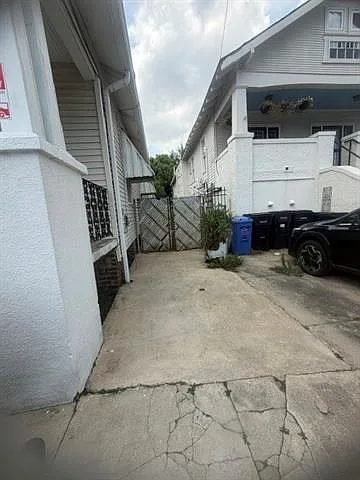 3512 Baudin St — Photo 13
