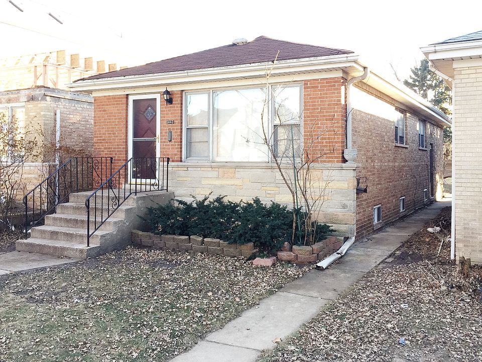 1st image of 2447 W Carmen Ave