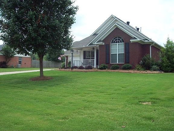 2nd image of 124 Shelbi Dr