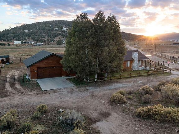 2nd image of 1621 E Big Bear Blvd