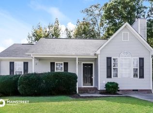 1221 Pampass Trl, Zebulon, NC 27597