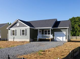 115 Pearson Dr, Colonial Beach, VA 22443