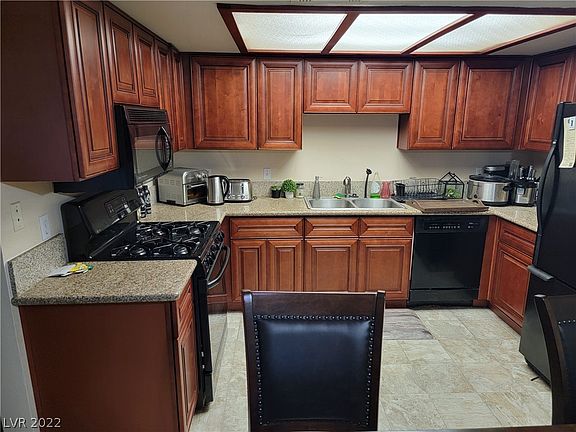 4th image of 6625 W Tropicana Ave Unit 101