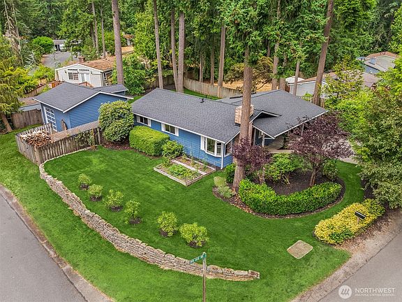 2nd image of 17803 199th Avenue NE