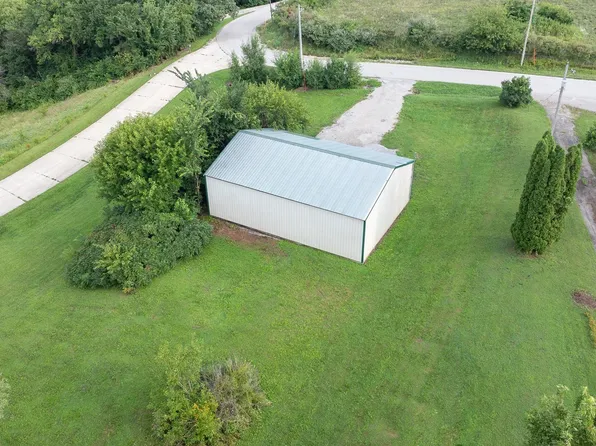 10020 92nd Ave W, Andalusia, IL 61232