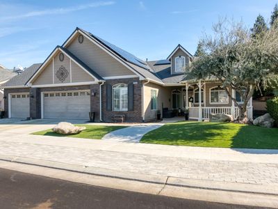 1623 N Dewitt Ave, Clovis, CA, 93619