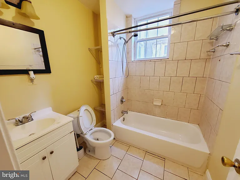 1624 Gwynns Falls Pkwy #4 — Photo 11