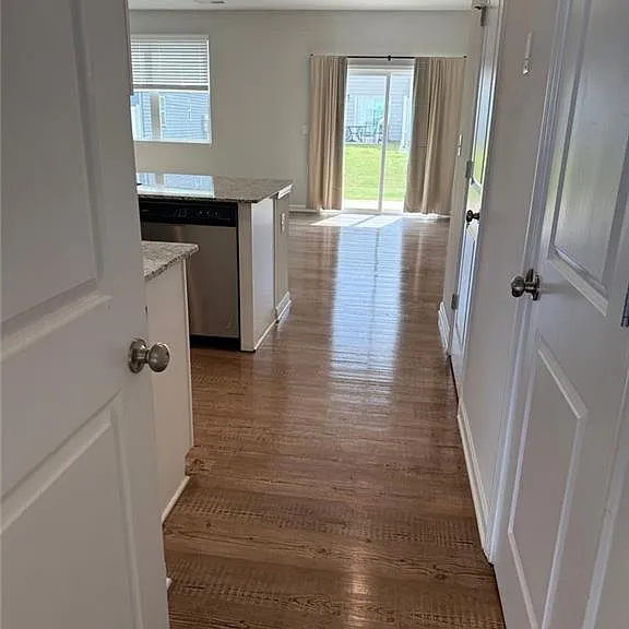5223 Canberra Dr — Photo 8