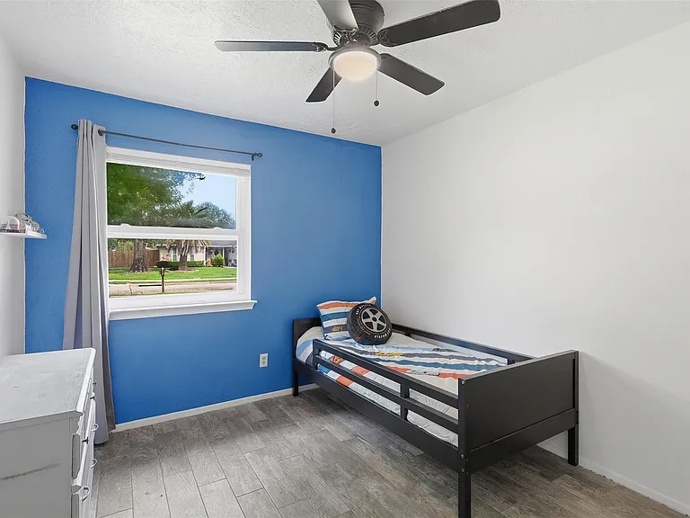 17211 Camberwell Green Ln — Photo 19