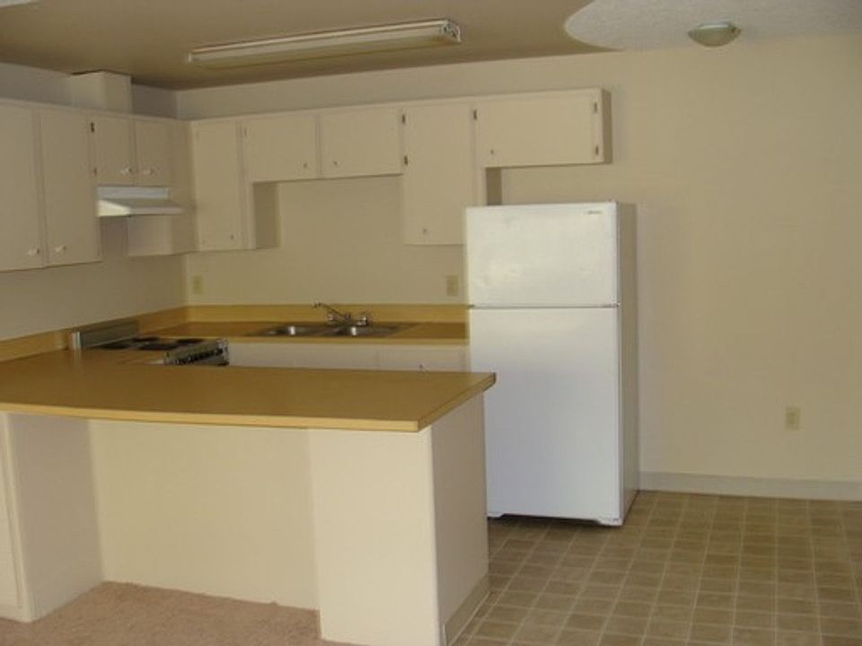 Maplecrest Apartments 8402 NE 8th Way Vancouver WA Zillow