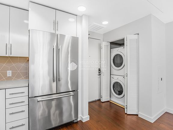 2nd image of 551 Hudson Ave Unit 203