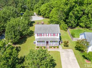 304 Pinecroft Dr, Clayton, NC 27520