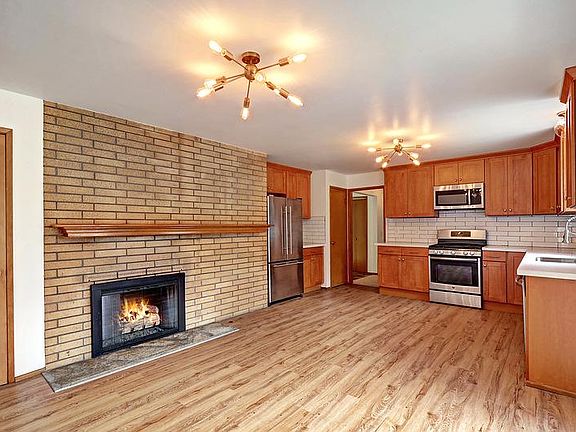 Kitchen + dining room/living room