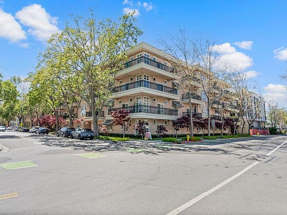 2nd image of 200 Sheridan Ave APT 301