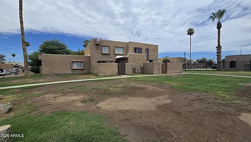 1447 N 53rd Dr Photo 1