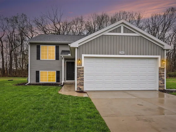 17803 Bluff Dr, Three Rivers, MI 49093