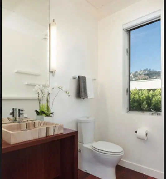 1200 N Sweetzer Ave #8 — Photo 2
