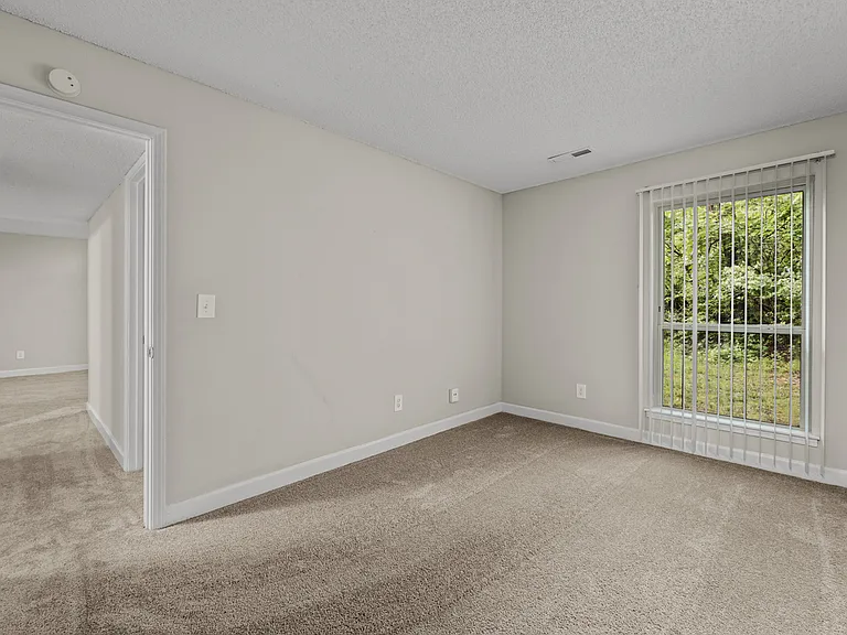 Pebble Point Apartments | 2 Bedroom Garden Remodel | Bedroom Pebble Point Apartments | 2 Bedroom Garden Remodel | Bedroom