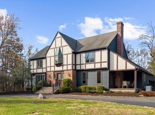 24 Partridge Rd, Flemington, NJ 08822