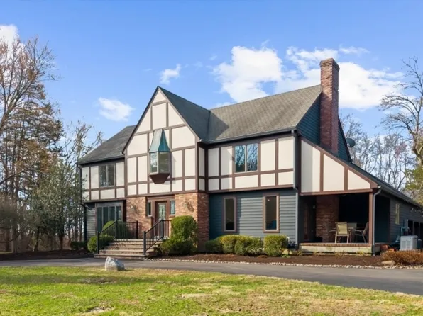 24 Partridge Rd, Readington Twp., NJ 08822