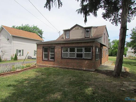 2nd image of 17165 W Ash St