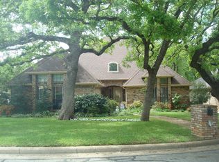 3415 Jerry Ln, Arlington, TX 76017