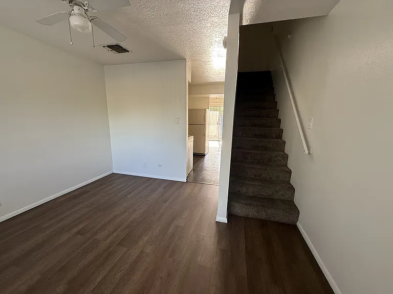 Morris Townhomes — Photo 21