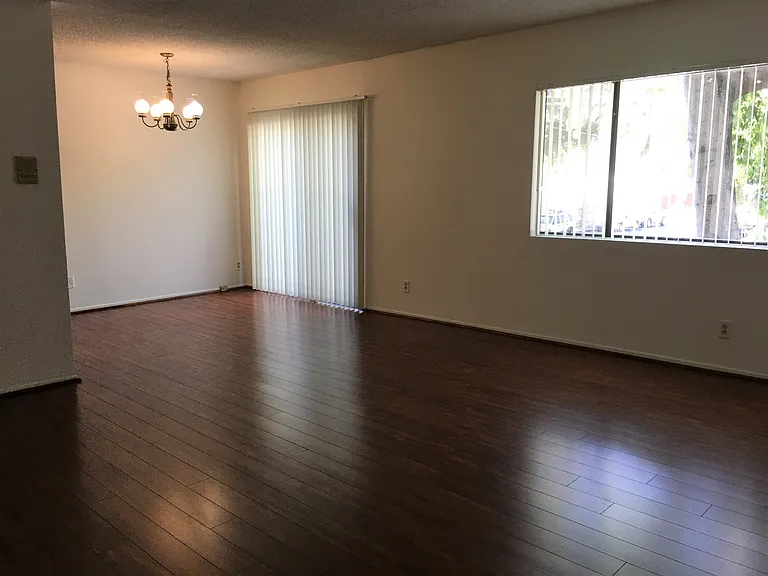 18556 Chase St #18556 — Photo 3