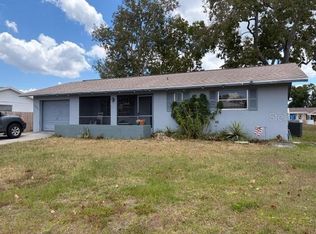 551 Grove Ave NW, Pt Charlotte, FL 33952