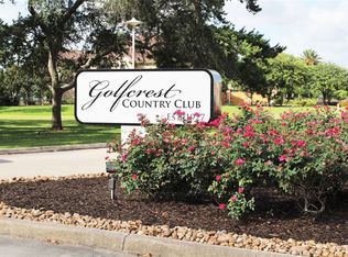 2403 Country Club Dr, Pearland, TX 77581