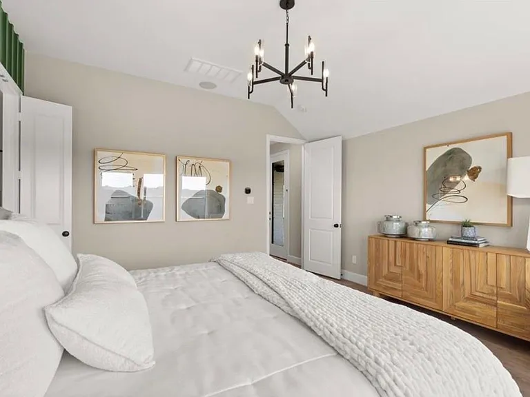 4722 Mulberry Shrubs Ln — Photo 7