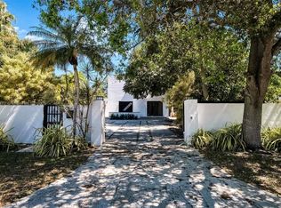 12033 SW 82nd Ave, Pinecrest, FL 33156