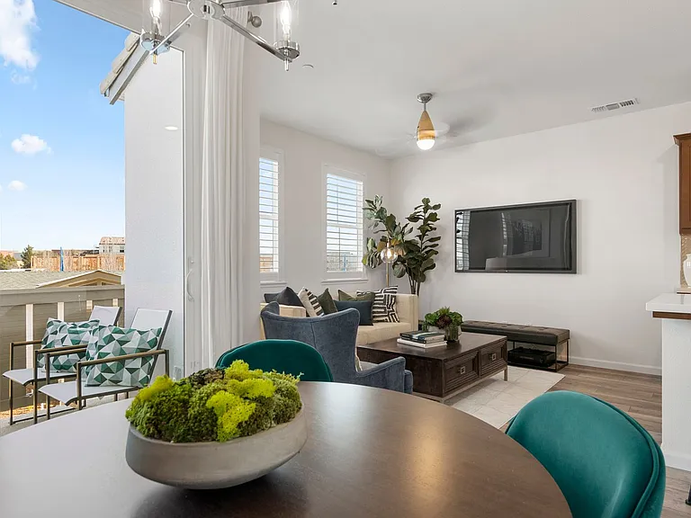 Spacious Townhomes in Provence at Natomas — Photo 76