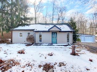 198 E Cherry Rd, Quakertown, PA 18951