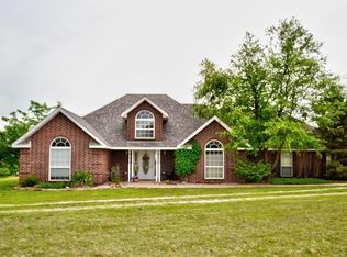 9803 Hickory Hollow Rd, Shawnee, OK 74804