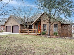 1329 W Swallow St, Springfield, MO 65810