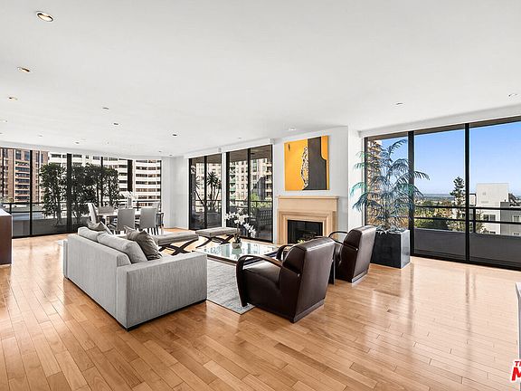 3rd image of 10601 Wilshire Blvd APT 702