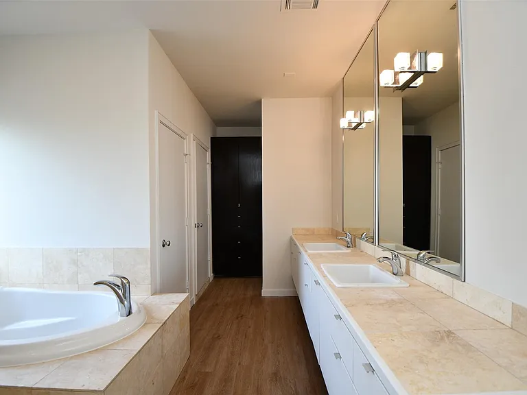 92 Dennis St #B — Photo 39