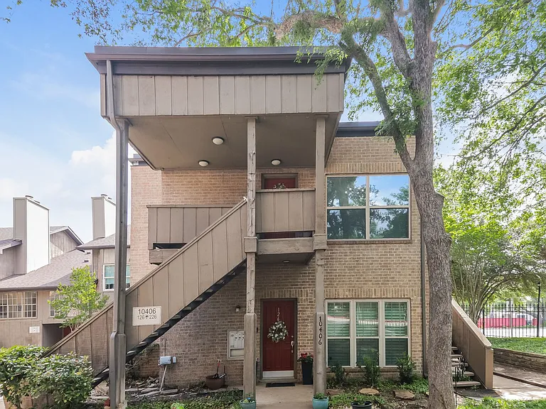 10406 High Hollows Dr #226 — Photo 8