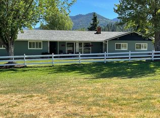 419 Stringer Gap Rd, Grants Pass, OR 97527