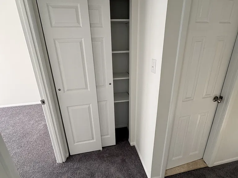 5200 Hilltop Dr #F6 — Photo 10