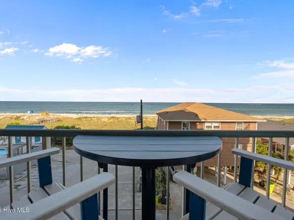 901 S Lake Park Boulevard Unit 304, Carolina Beach, NC 28428