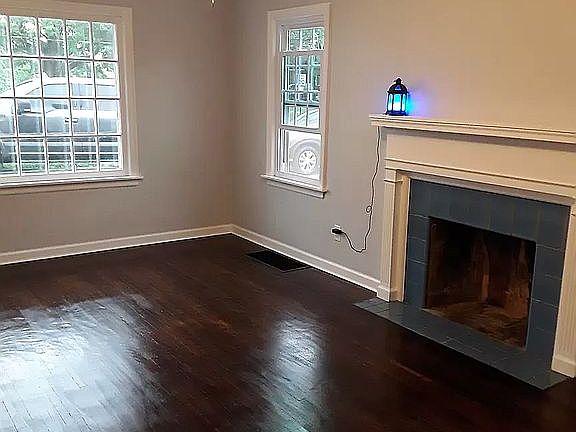 2nd image of 88 Auburn Ave